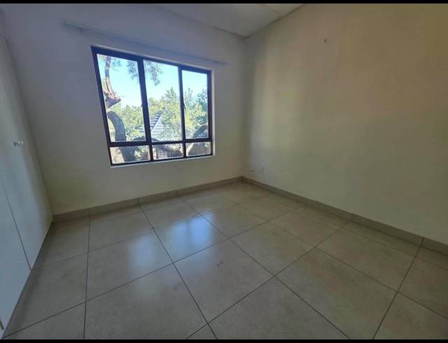 2 BEDROOM PROPERTY TO RENT IN SUNNINGHILL